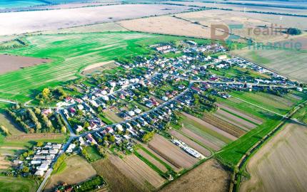 PREDANÝ rodinný dom Komárovce