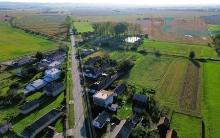 PREDANÝ rodinný dom Komárovce