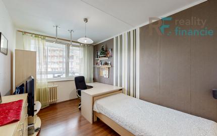 REZERVOVAÝ 3,5 i byt Poludníková