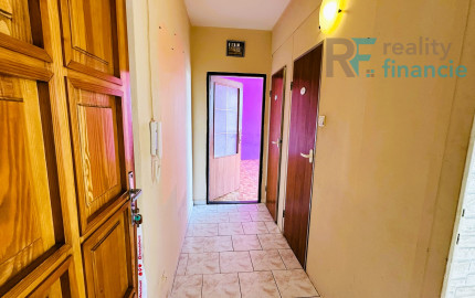 PREDAJ 2 izbový byt Nad Jazerom