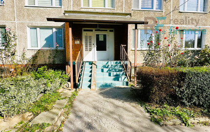 PREDAJ 2 izbový byt Nad Jazerom