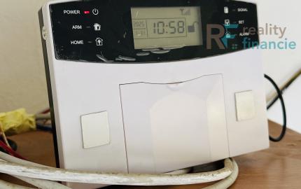 Garáž s montážnou jamou - Vodárenská ul.