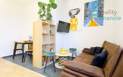 PRENAJATÝ:  1 i byt - Obrancov mieru Košice  VIDEO