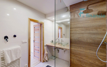 PANORAMA 4i byt + 1x parking v cene : VIDEO + 3D