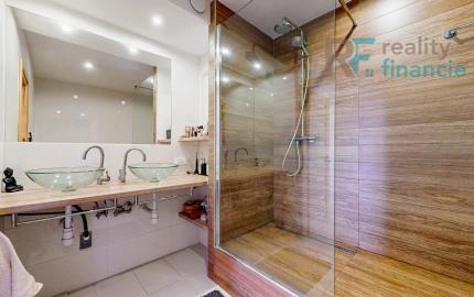 TOP byt PANORAMA 4i  + 1x parking v cene : VIDEO + 3D