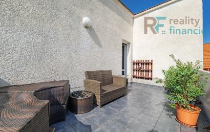 Dvojgeneračný Rodinný dom v Čani