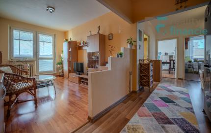 REZERVOVANÝ 3 izbový byt Americká trieda Ťahanovce