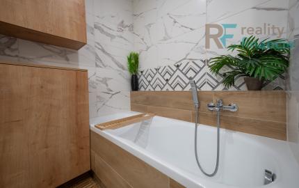 TOP PRENÁJOM  3 i byt -  Nad Jazerom - Polárna 16  VIDEO