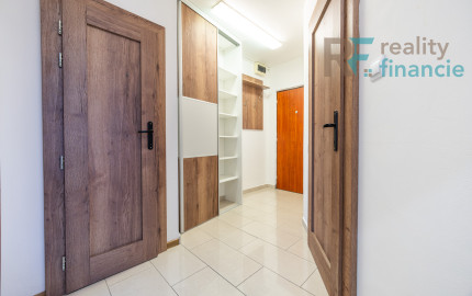 Prenájom 2 izbový byt Železníky - 2 x klimatizácia