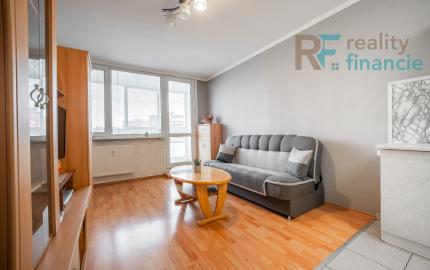 Veľký 1,5 izbový byt s loggiou na Terase | 46 m² | Pražský typ