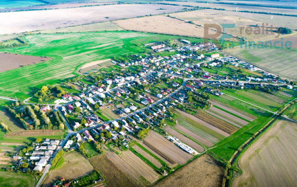 PREDANÝ rodinný dom Komárovce