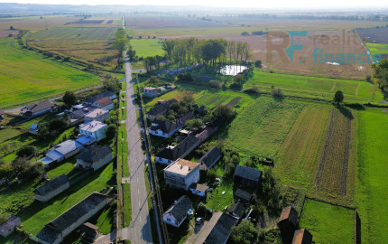 PREDANÝ rodinný dom Komárovce