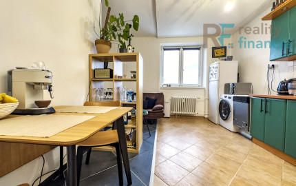 PRENAJATÝ:  1 i byt - Obrancov mieru Košice  VIDEO