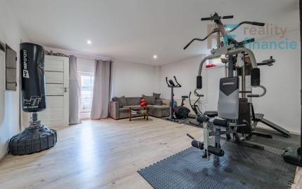 Dvojgeneračný Rodinný dom v Čani