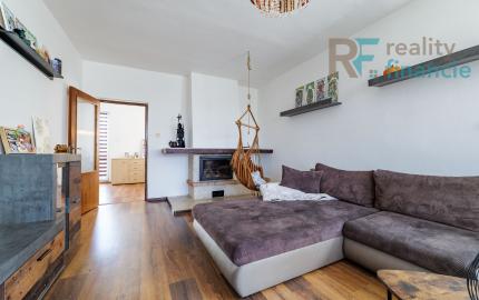 Dvojgeneračný Rodinný dom v Čani