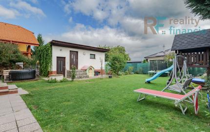 Dvojgeneračný Rodinný dom v Čani