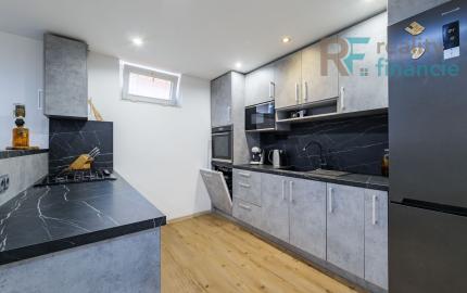 Dvojgeneračný Rodinný dom v Čani