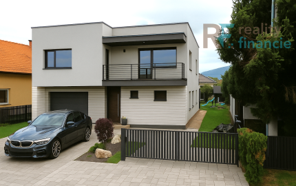 Dvojgeneračný Rodinný dom v Čani