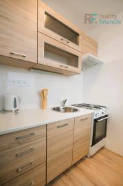 PRENÁJOM  1 i byt -  Nad Jazerom