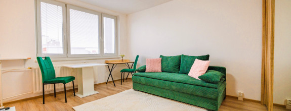 PRENÁJOM  1 i byt -  Nad Jazerom