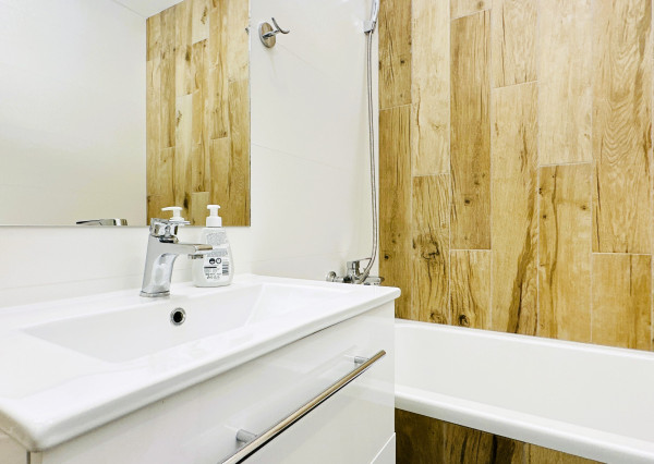 PRENÁJOM  2,5 i byt Národná trieda, VYHĽADÁVANÁ LOKALITA