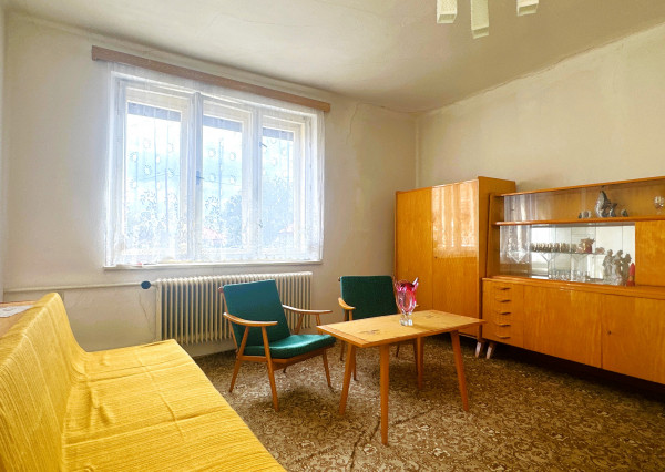 PREDANÝ rodinný dom Komárovce