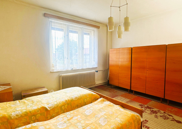 PREDANÝ rodinný dom Komárovce