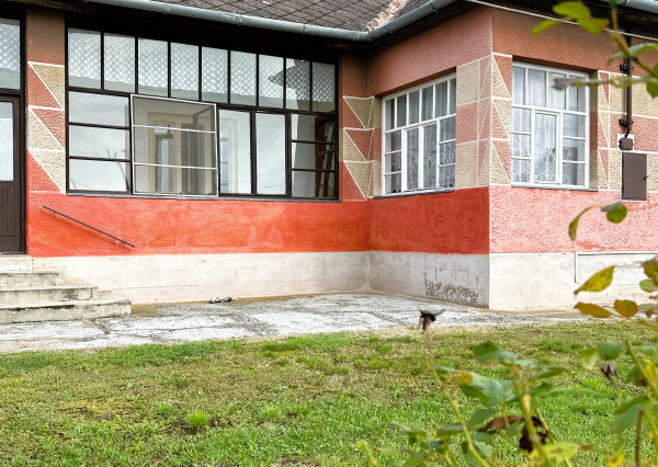 PREDANÝ rodinný dom Komárovce