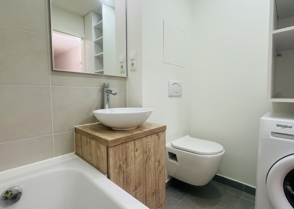 Garsonka Šaca, komplet rekonštrukcia