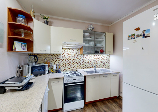 REZERVOVAÝ 3,5 i byt Poludníková