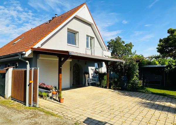 Rodinný dom v Čani