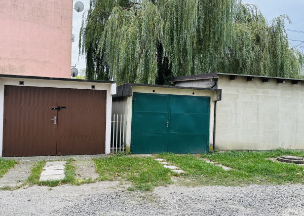 Garáž na predaj v obci Čaňa