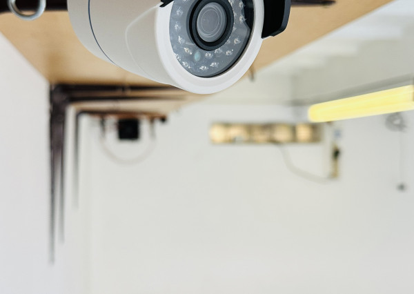 Garáž s montážnou jamou - Vodárenská ul.