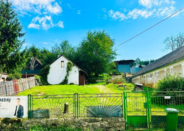 Stavebný pozemok Rešica - PREDANÝ