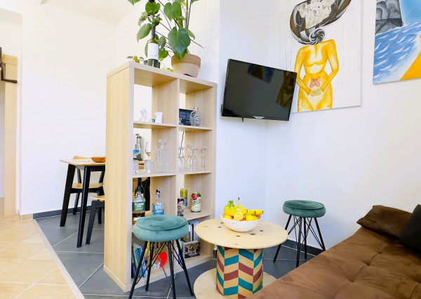 PRENAJATÝ:  1 i byt - Obrancov mieru Košice  VIDEO