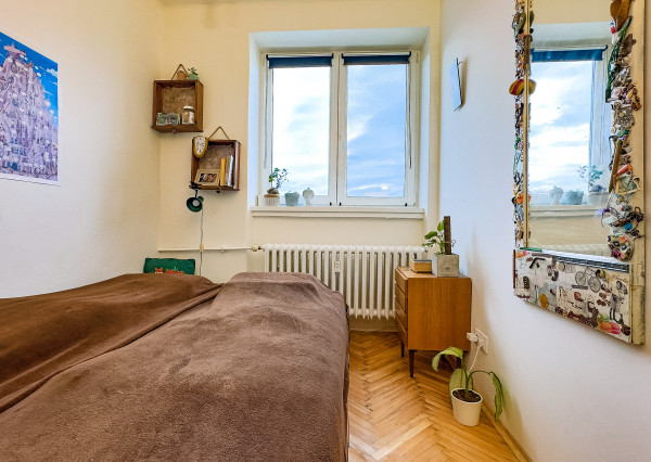 PRENAJATÝ:  1 i byt - Obrancov mieru Košice  VIDEO