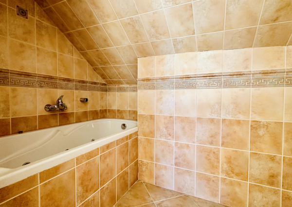 Rodinný dom Gelnica - Na predaj - Multifunkcia