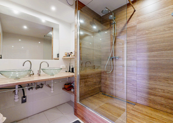 TOP byt PANORAMA 4i  + 1x parking v cene : VIDEO + 3D