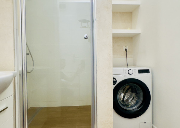 PRENÁJOM  1 i byt  KVP - Košice  VIDEO