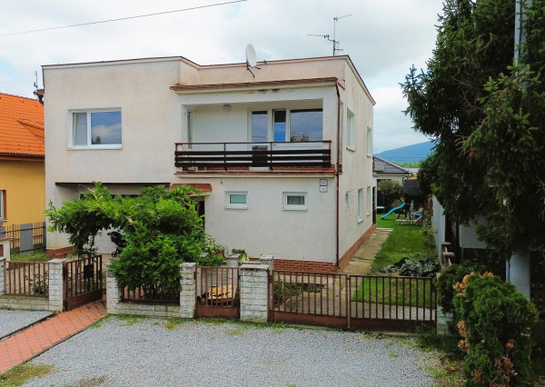 Dvojgeneračný Rodinný dom v Čani