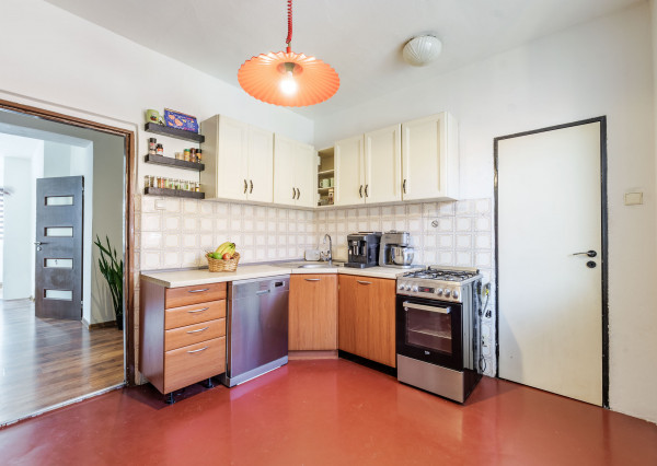 Dvojgeneračný Rodinný dom v Čani