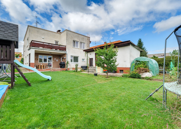 Dvojgeneračný Rodinný dom v Čani