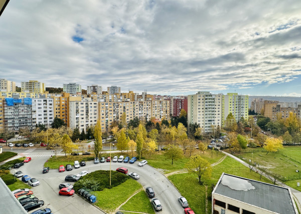 Veľkometrážny 3i byt Košice Ťahanovce -