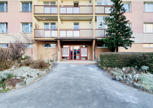 REZERVOVANÝ 3 izbový byt Americká trieda Ťahanovce