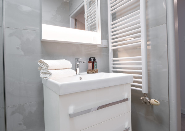 Prenájom 2i byt ZIMNÁ - nová rekonštrukcia