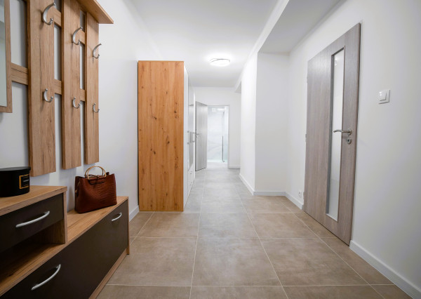 Prenájom 2i byt ZIMNÁ - nová rekonštrukcia