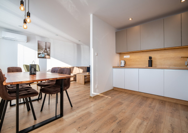 TOP PRENÁJOM  3 i byt -  Nad Jazerom - Polárna 16  VIDEO