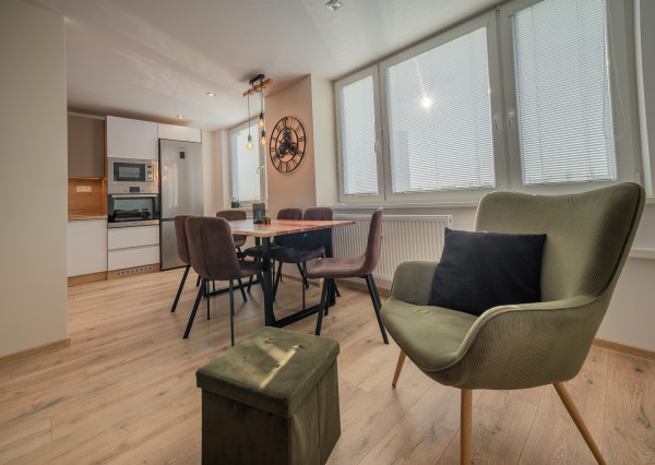 TOP PRENÁJOM  3 i byt -  Nad Jazerom - Polárna 16  VIDEO