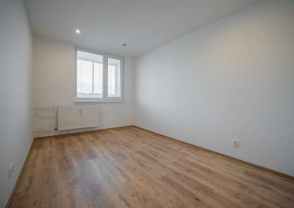 TOP PRENÁJOM  3 i byt -  Nad Jazerom - Polárna 16  VIDEO