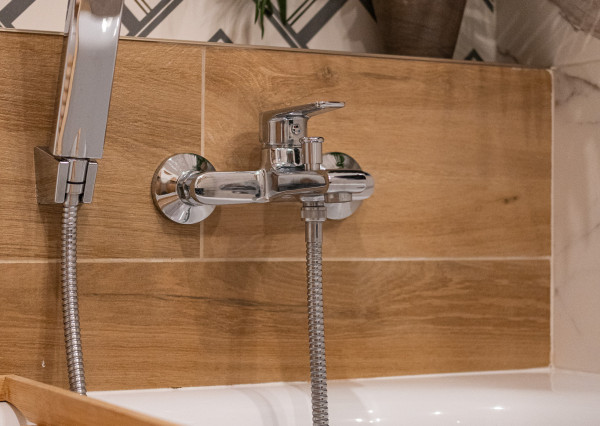 TOP PRENÁJOM  3 i byt -  Nad Jazerom - Polárna 16  VIDEO